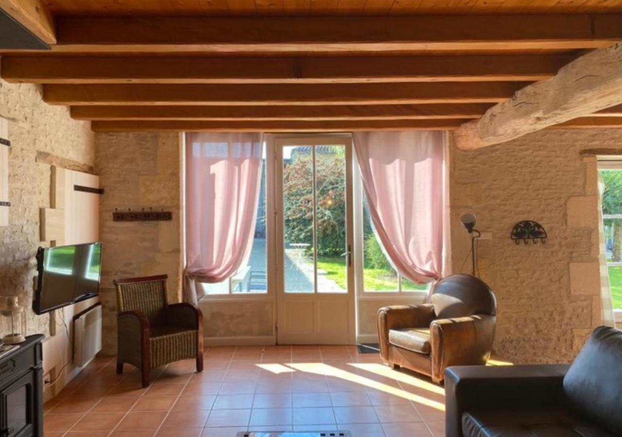 אסניירס-לה-גיראוד Domaine De La Laigne - Spa מראה חיצוני תמונה
